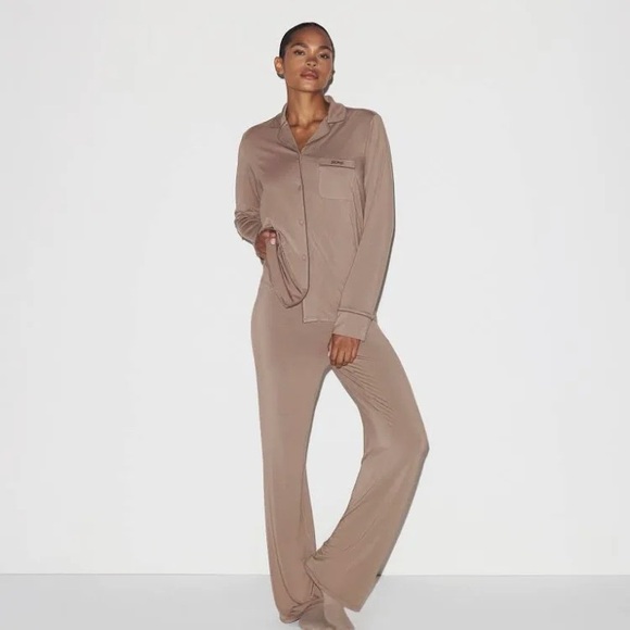 SKIMS Other - SKIMS**RARE** Long Sleeve Sleep Set-FOSSIL-XS-BNWT